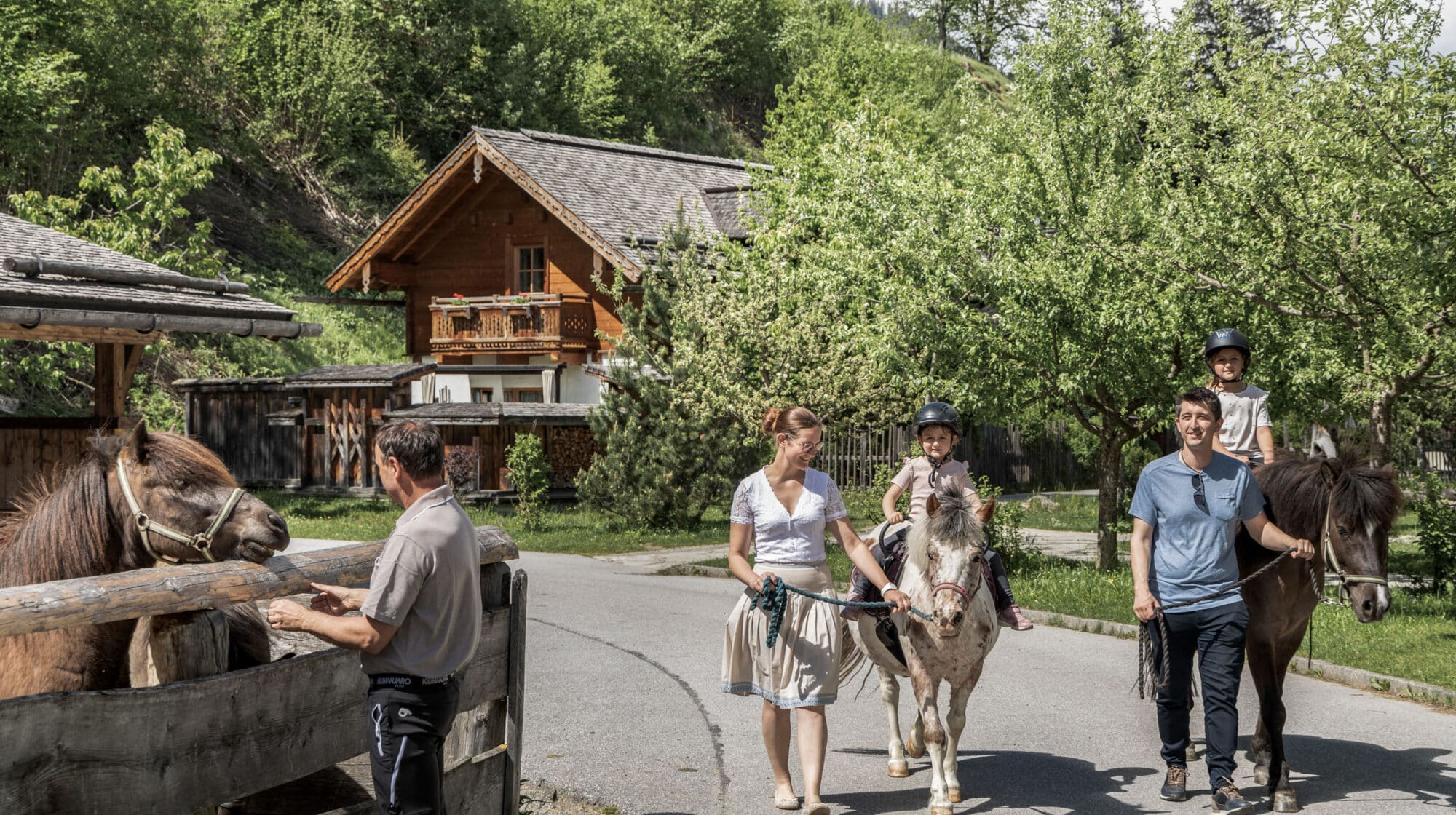 Ponyreiten im Urlaub, Salzburgerland